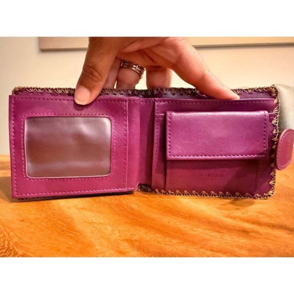 Lavishy Embroidered Fox Vegan Leather Bifold Wallet Purple NWOT - Picture 6 of 9